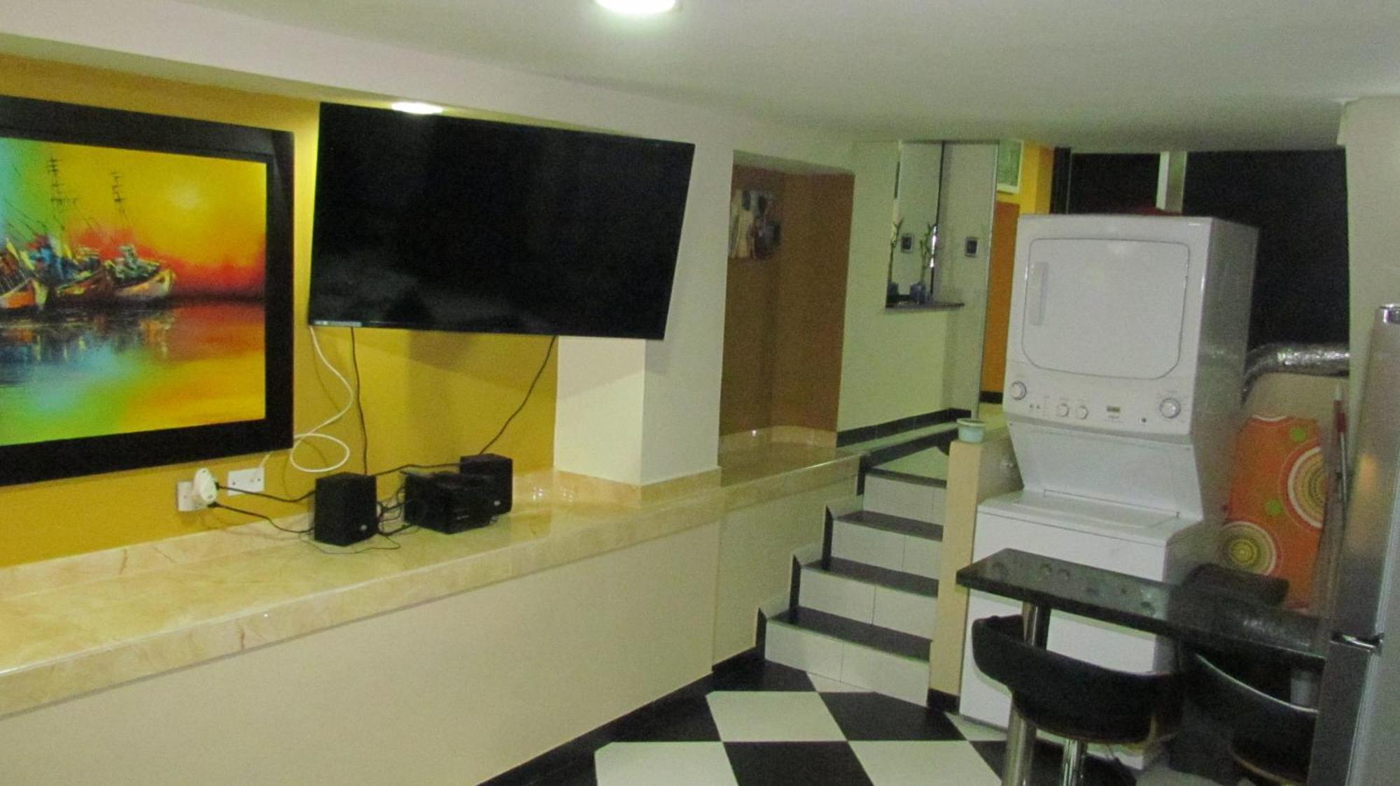 Apartamentos En El Poblado Medellin Exterior photo