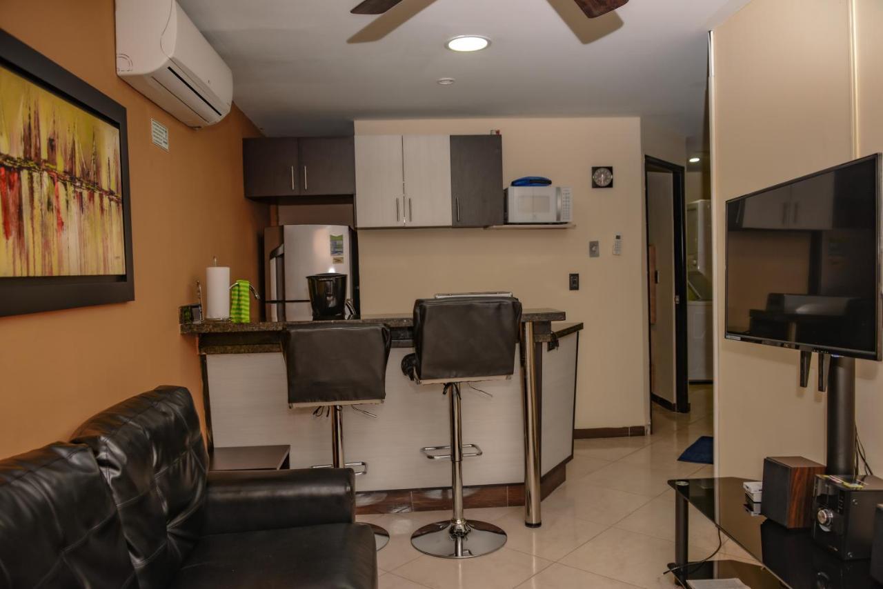 Apartamentos En El Poblado Medellin Exterior photo