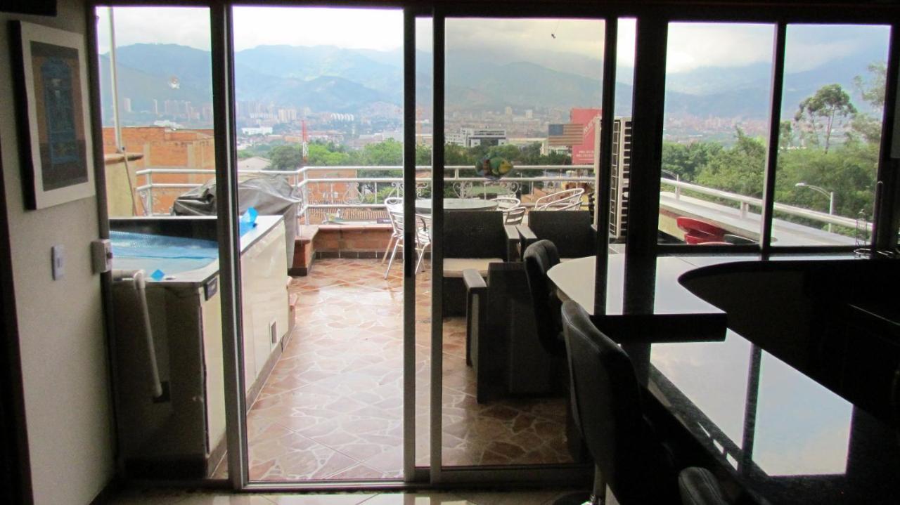 Apartamentos En El Poblado Medellin Exterior photo